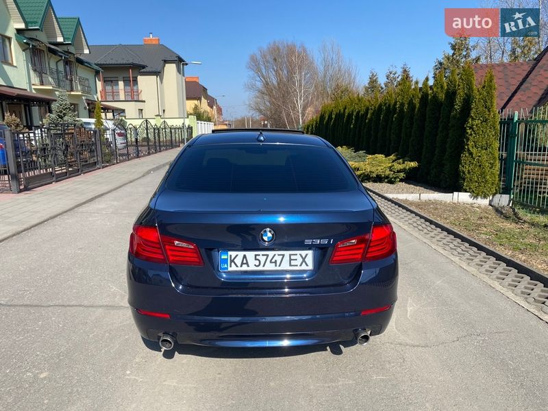 Седан BMW 5 Series 2011 в Стрые