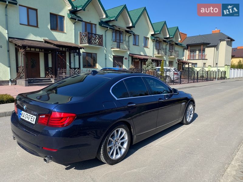 Седан BMW 5 Series 2011 в Стрые