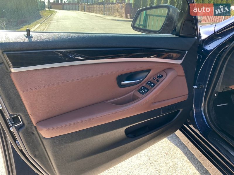 Седан BMW 5 Series 2011 в Стрые