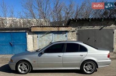 Седан BMW 5 Series 2001 в Харкові
