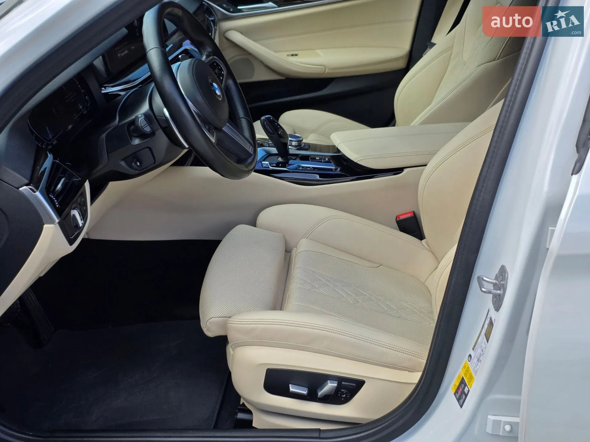 2022 BMW 5er - мініатюра 16