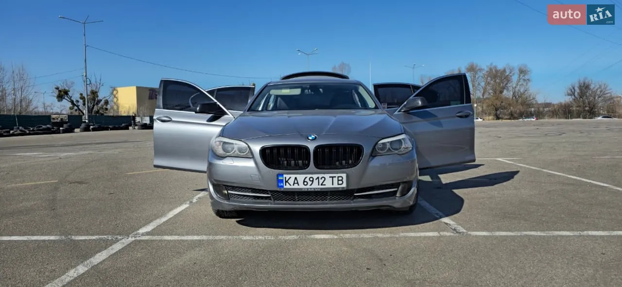 2011 BMW 5er - мініатюра 11