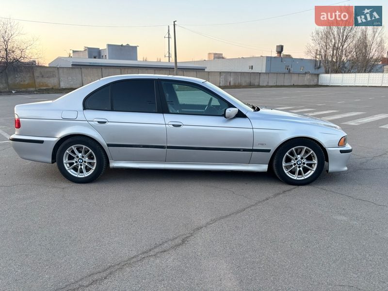 Седан BMW 5 Series 2003 в Києві