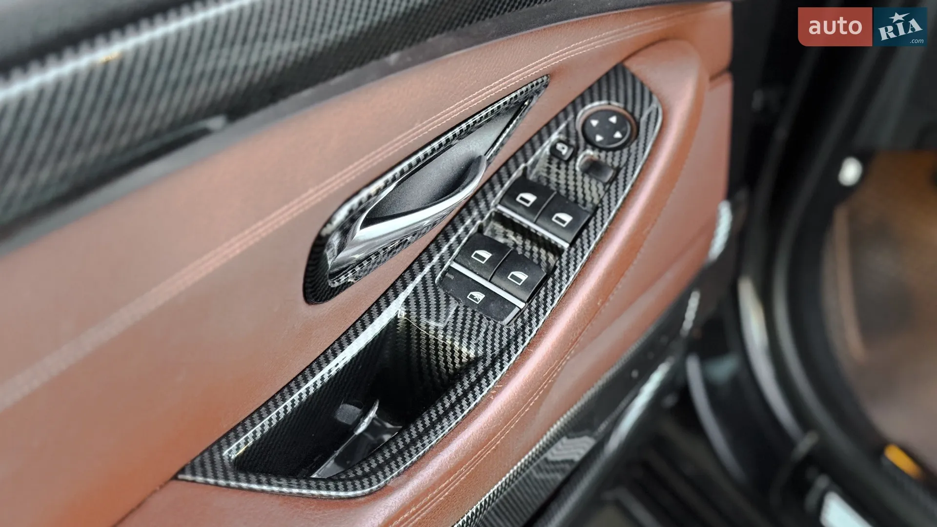 2010 BMW 5er - мініатюра 32
