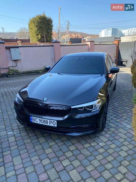 Седан BMW 5 Series 2017 в Львові