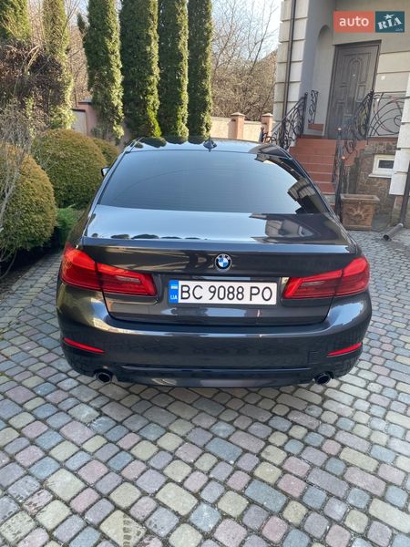 Седан BMW 5 Series 2017 в Львові