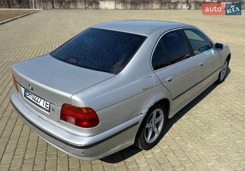 Седан BMW 5 Series 2000 в Одессе