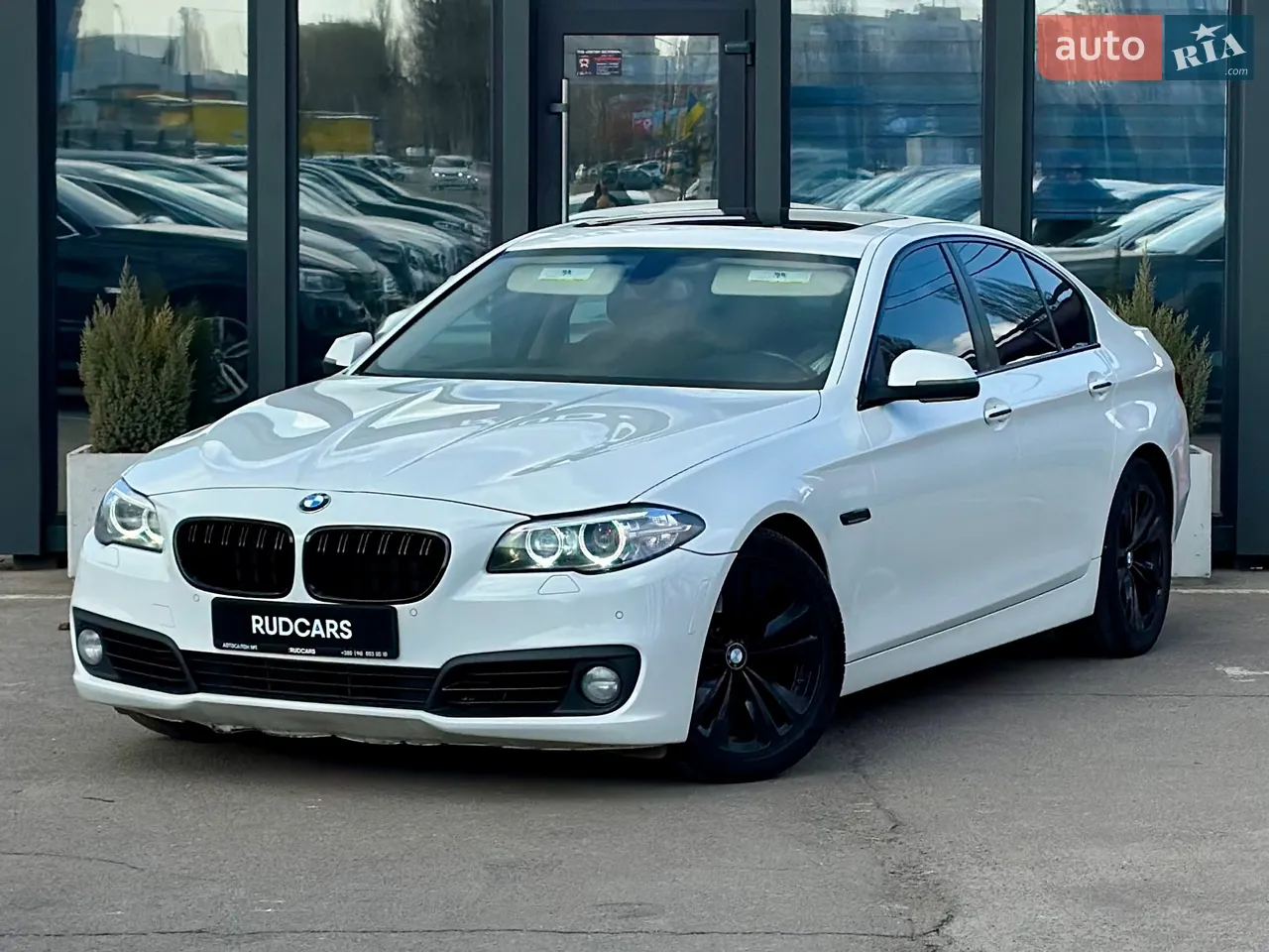 2016 BMW 5er - мініатюра 32