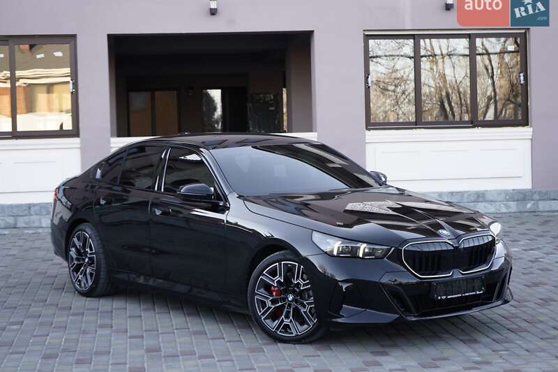 Седан BMW 5 Series 2024 в Одессе