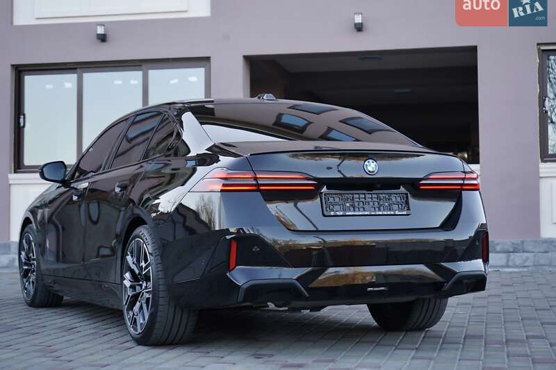 Седан BMW 5 Series 2024 в Одессе
