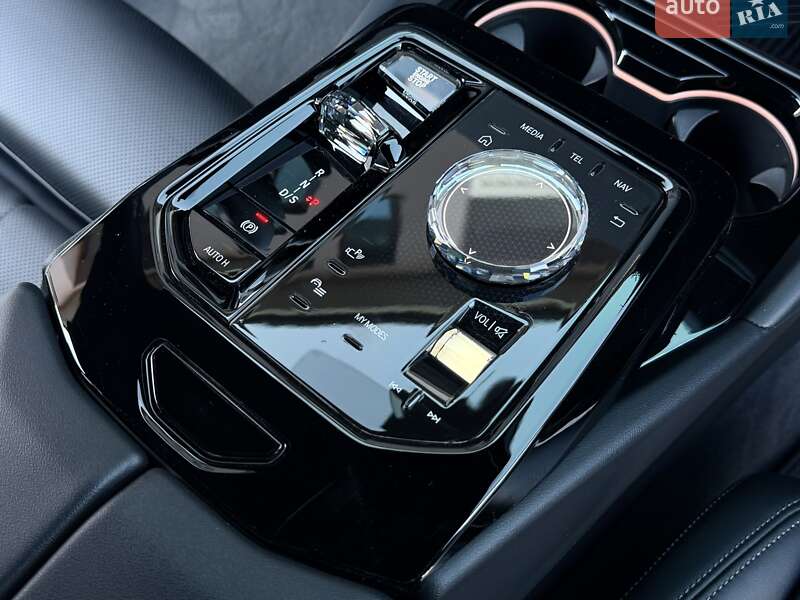 Седан BMW 5 Series 2024 в Одессе