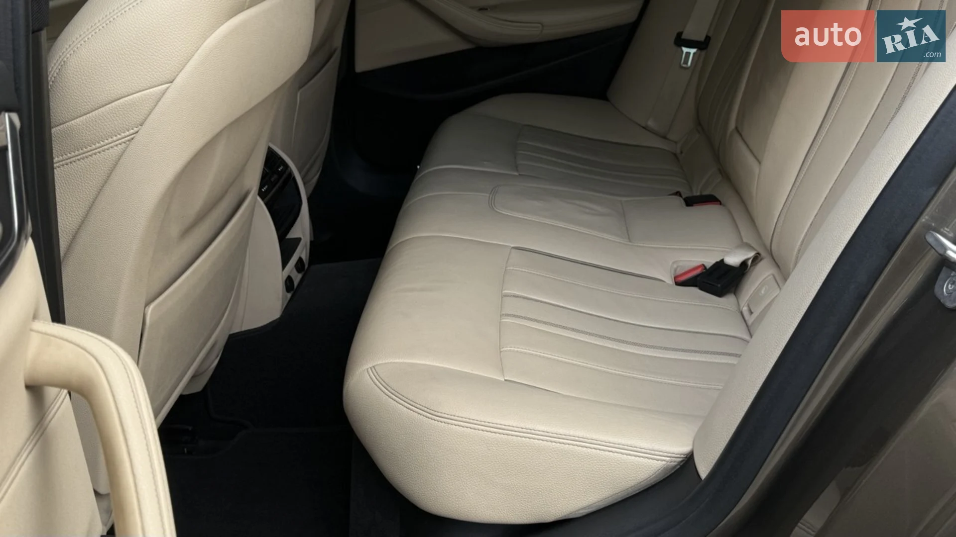 2017 BMW 5er - мініатюра 13
