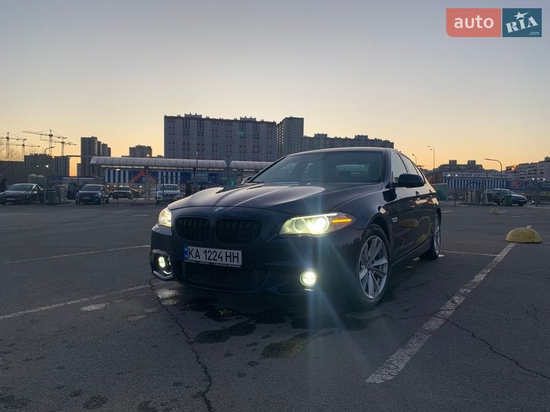 Седан BMW 5 Series 2015 в Киеве