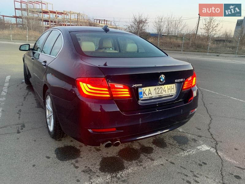 Седан BMW 5 Series 2015 в Киеве
