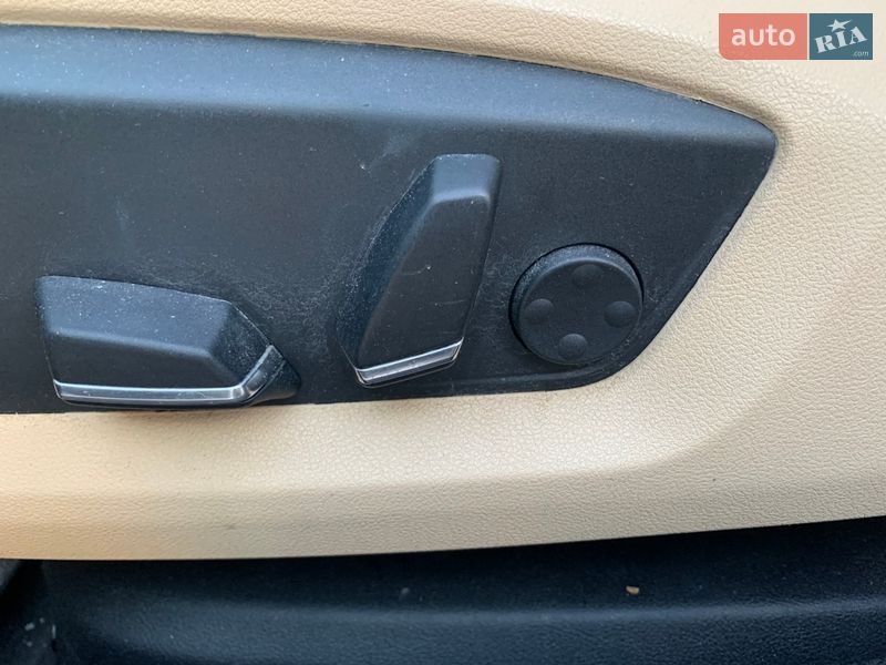 Седан BMW 5 Series 2015 в Киеве