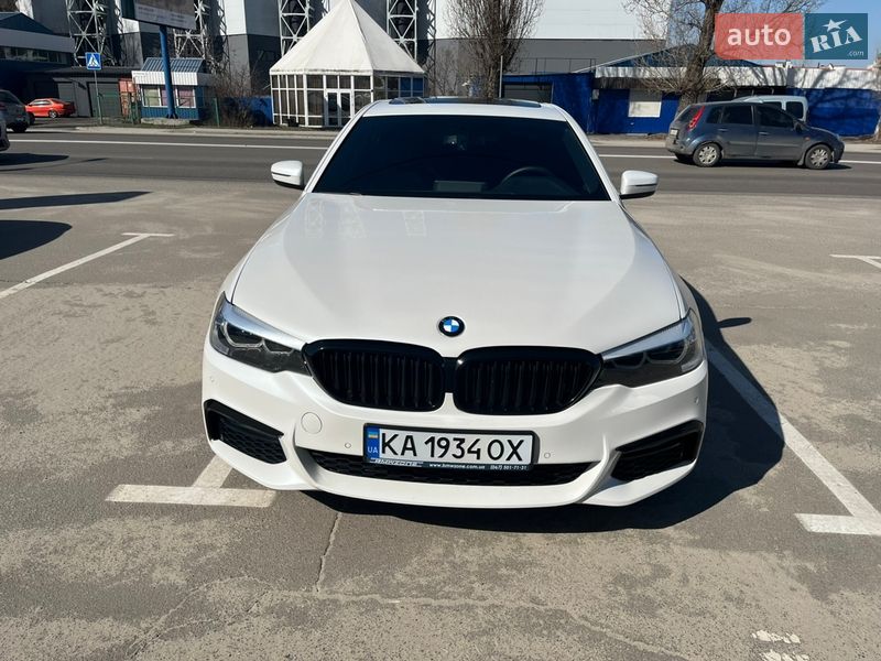 Седан BMW 5 Series 2017 в Киеве