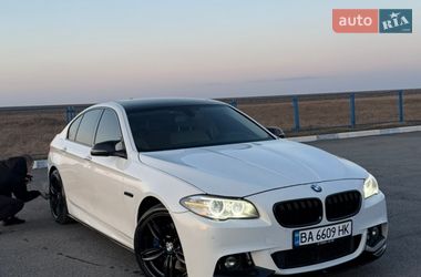 Седан BMW 5 Series 2014 в Гайвороне
