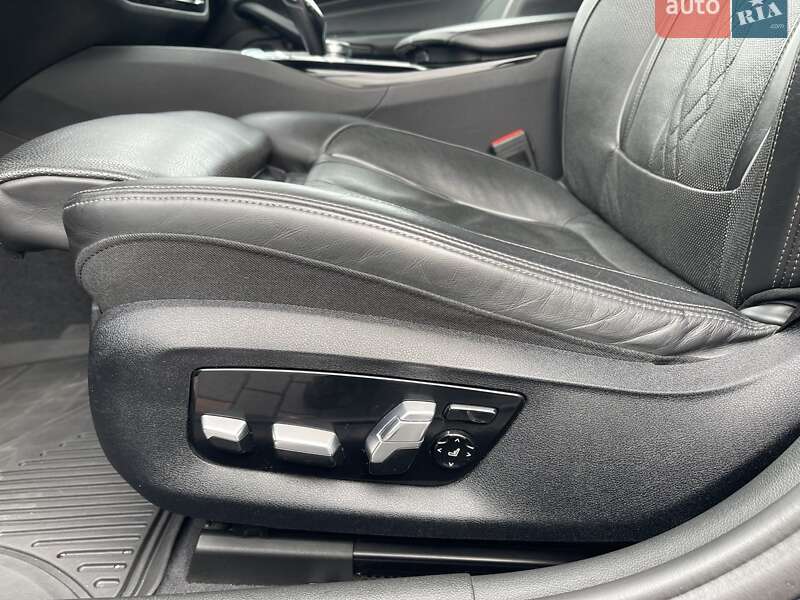 Седан BMW 5 Series 2017 в Николаеве