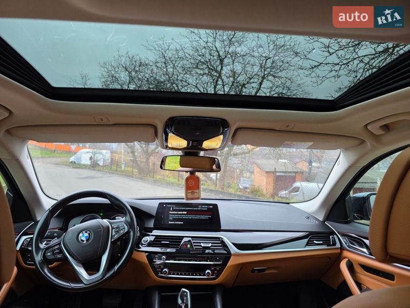 Седан BMW 5 Series 2017 в Чернівцях