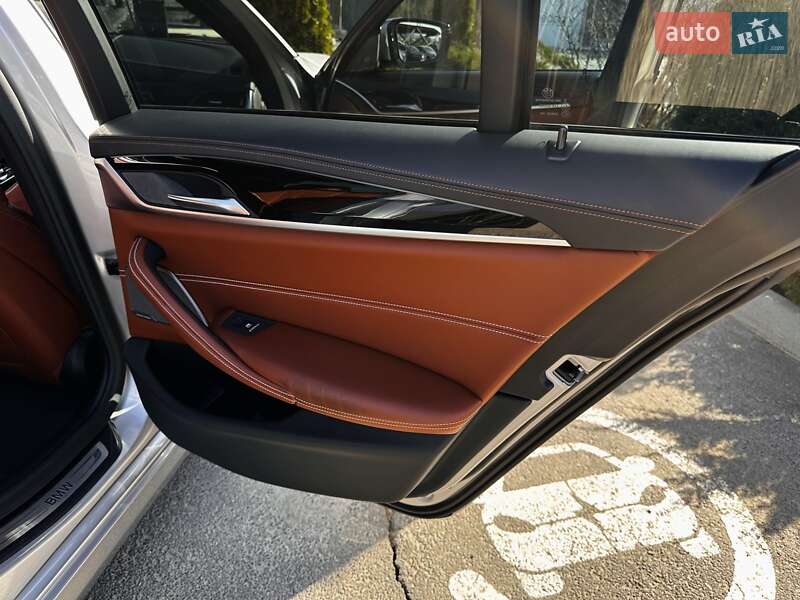 Седан BMW 5 Series 2020 в Одессе фото 16 Седан BMW 5 Series 2020 в Одессе