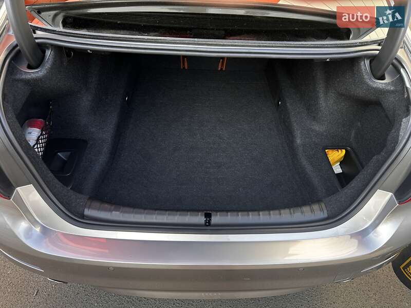 Седан BMW 5 Series 2020 в Одессе фото 30 Седан BMW 5 Series 2020 в Одессе