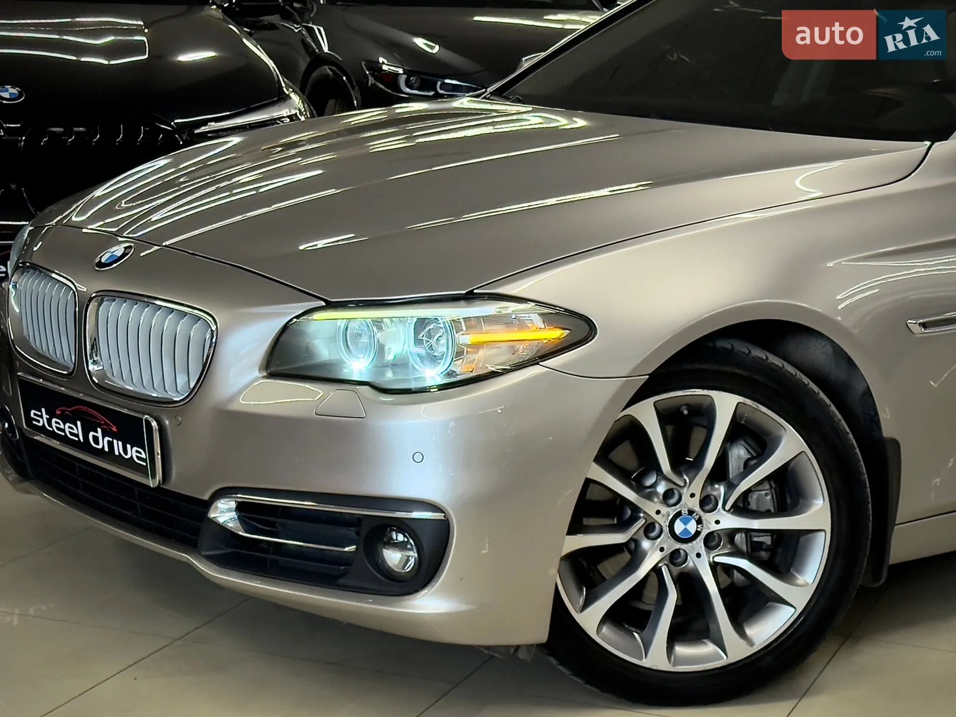 2013 BMW 5er - мініатюра 4