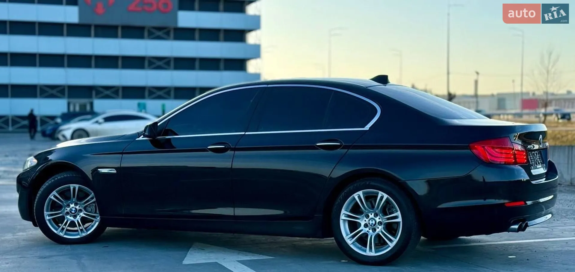 2013 BMW 5er - мініатюра 4