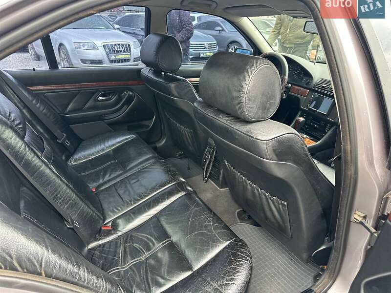 Седан BMW 5 Series 1997 в Харькове