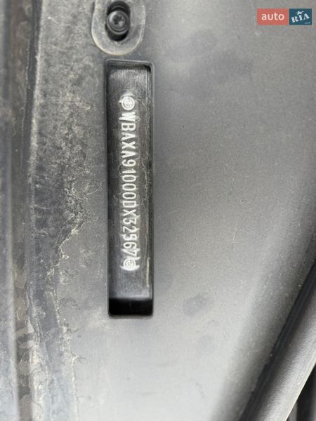 Седан BMW 5 Series 2012 в Дубні