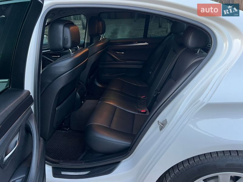 Седан BMW 5 Series 2012 в Ахтырке фото 11 Седан BMW 5 Series 2012 в Ахтырке