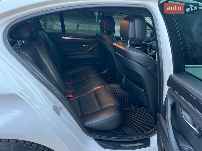 Седан BMW 5 Series 2012 в Ахтырке фото 12 Седан BMW 5 Series 2012 в Ахтырке