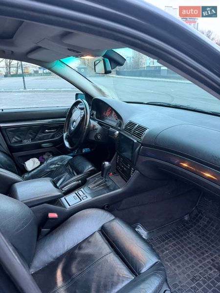 Седан BMW 5 Series 2000 в Чернігові