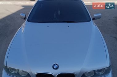 Седан BMW 5 Series 2001 в Чугуеве
