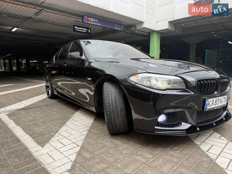 Седан BMW 5 Series 2012 в Киеве
