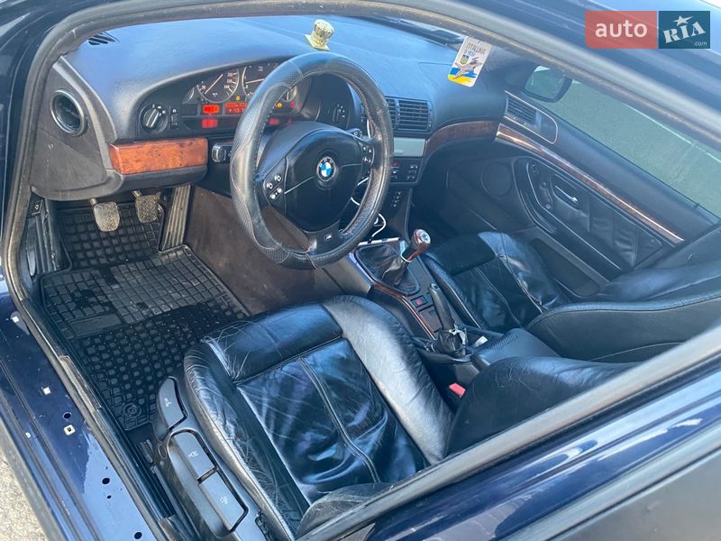 Седан BMW 5 Series 1999 в Черновцах