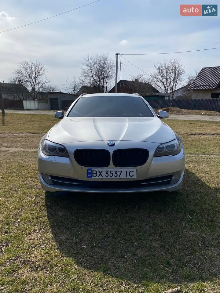 2010 BMW 5er - мініатюра 11