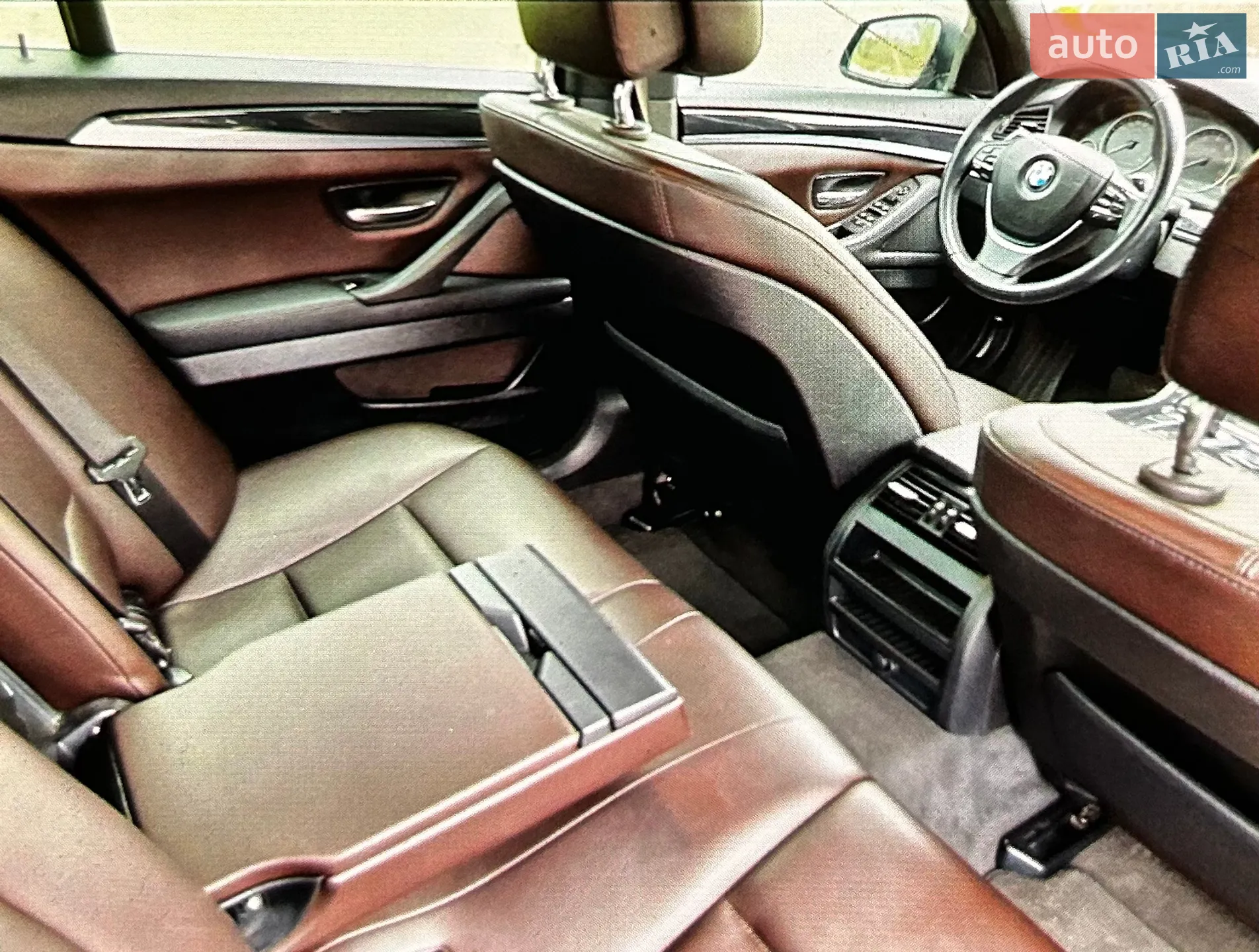 2011 BMW 5er - мініатюра 10