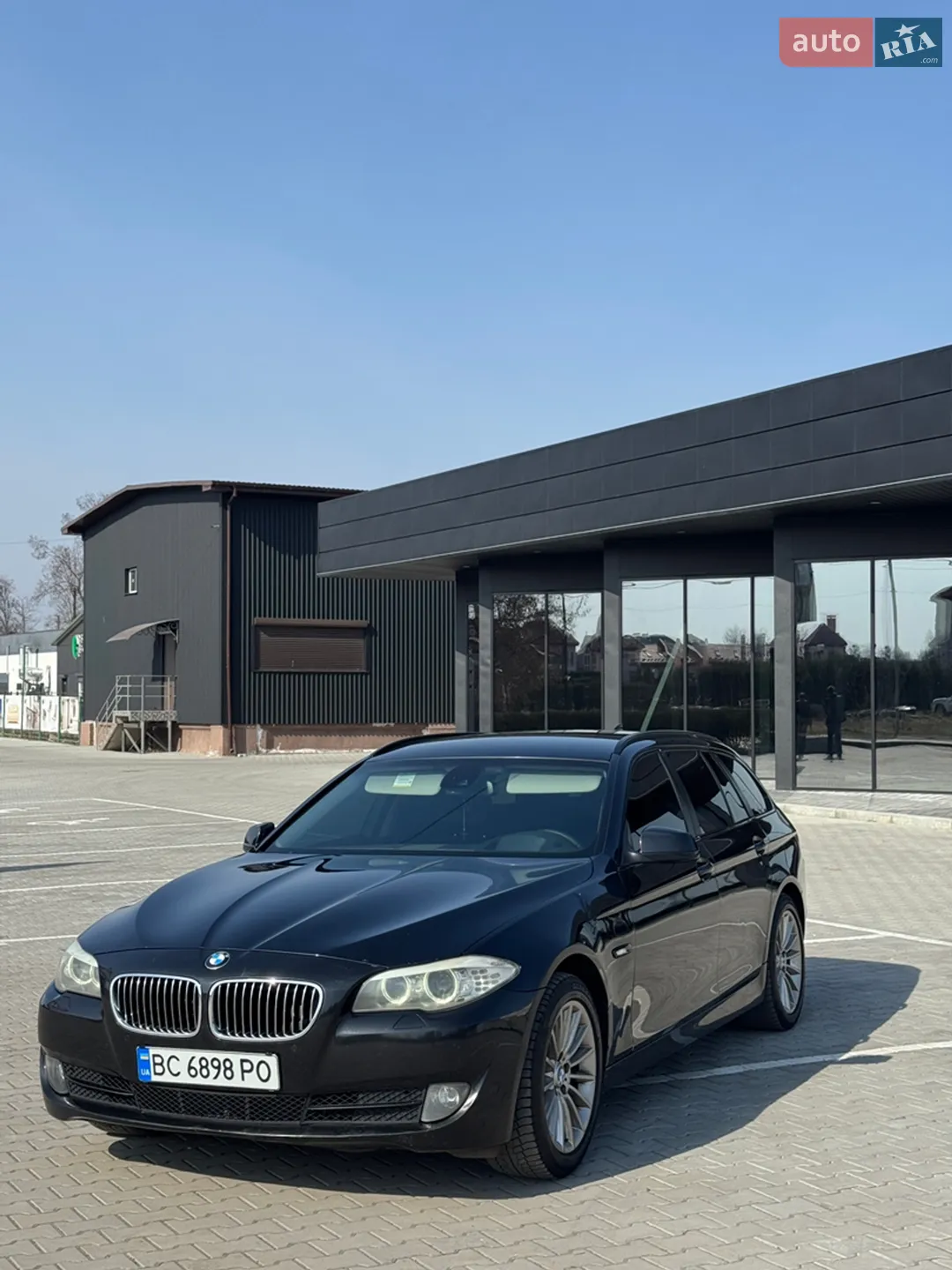 2010 BMW 5er - мініатюра 2
