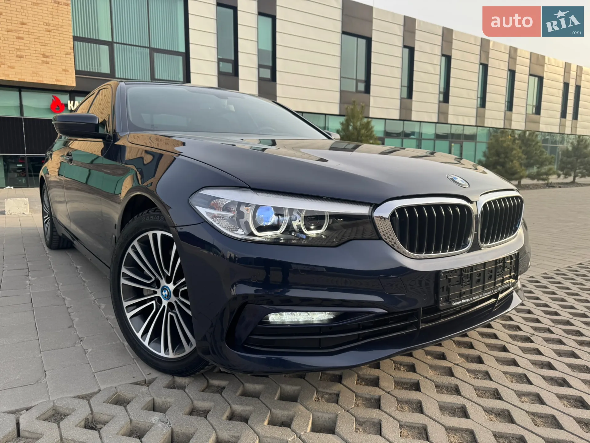 2017 BMW 5er - мініатюра 22