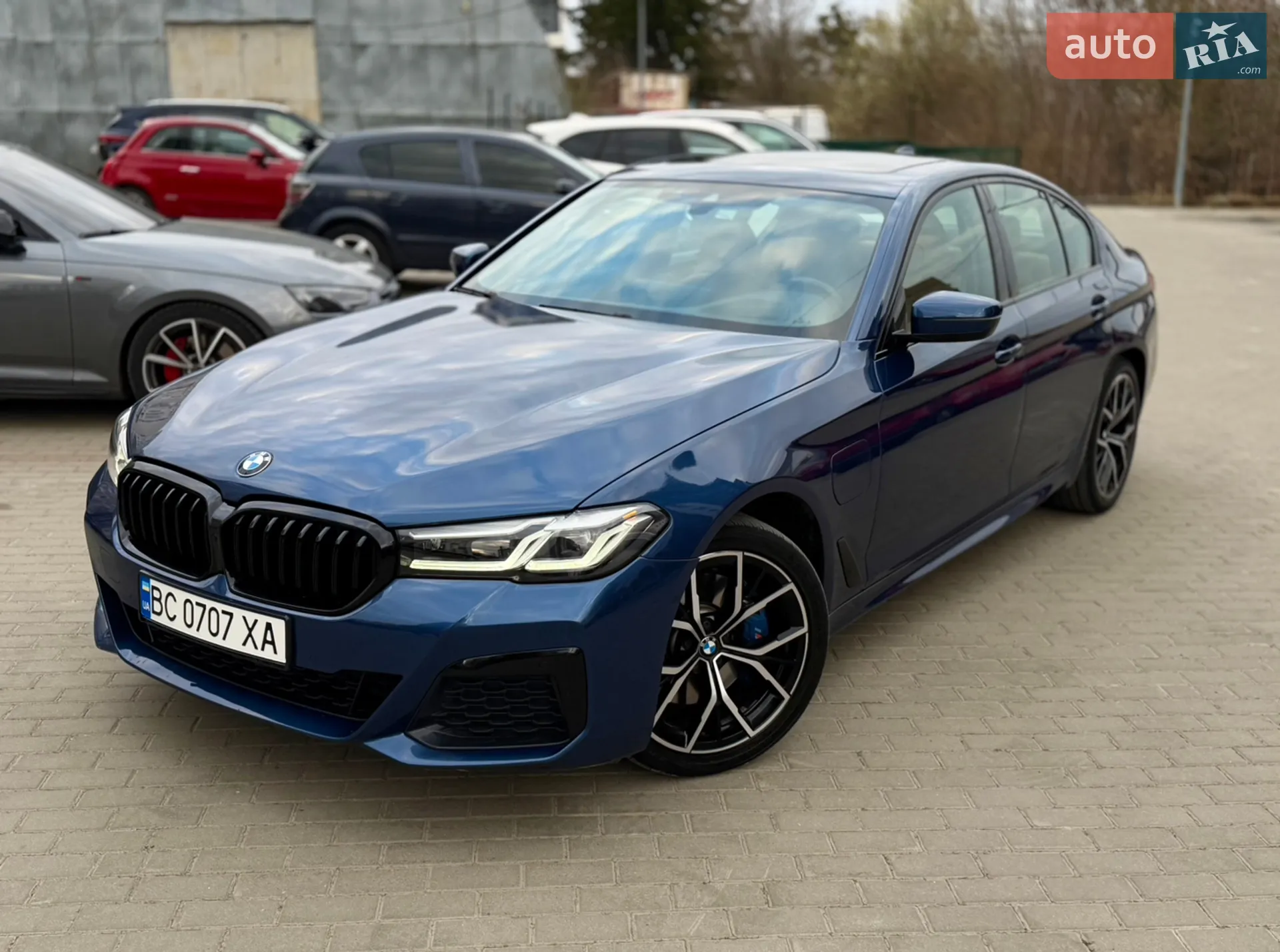 2020 BMW 5er - фото 1