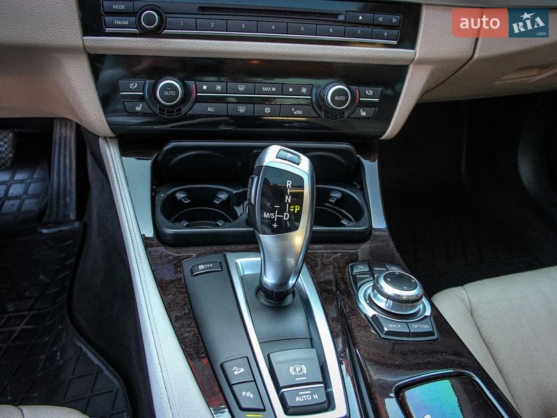 Седан BMW 5 Series 2010 в Одесі