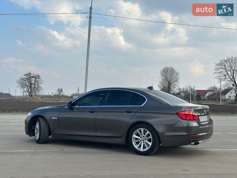 Седан BMW 5 Series 2012 в Виннице