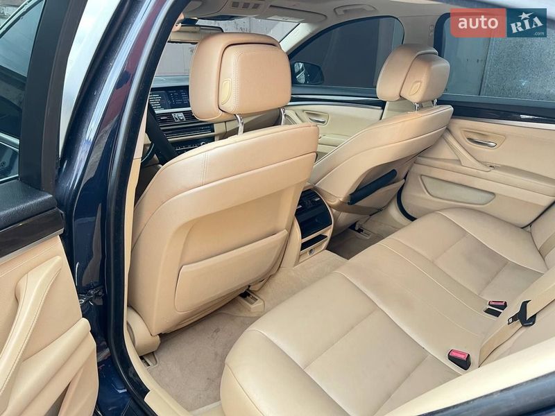Седан BMW 5 Series 2011 в Полтаве