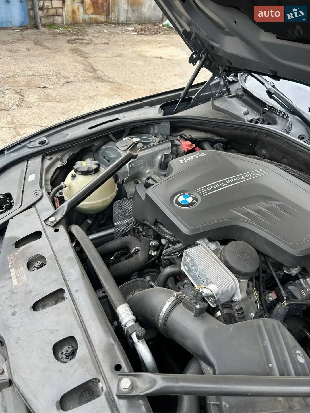 BMW 5 Series 2014 VIN WBA5A5C54ED512266 фото оголошення 16 з 21