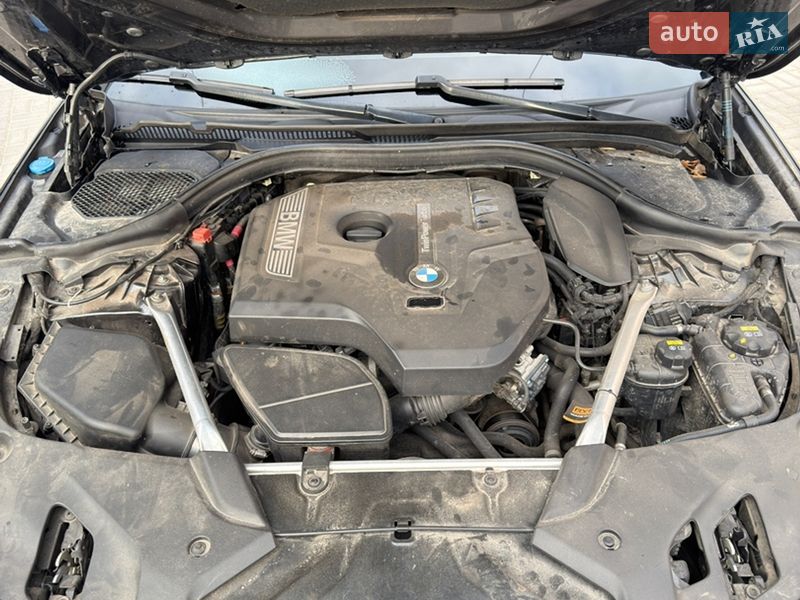 Седан BMW 5 Series 2017 в Кропивницком