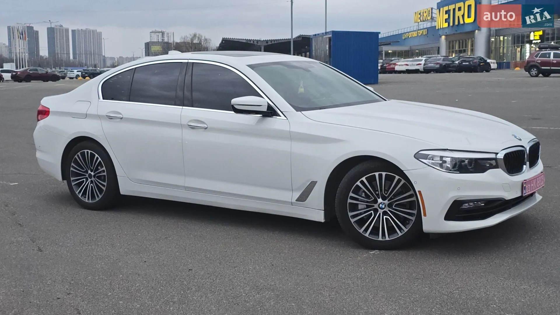 2017 BMW 5er - мініатюра 2