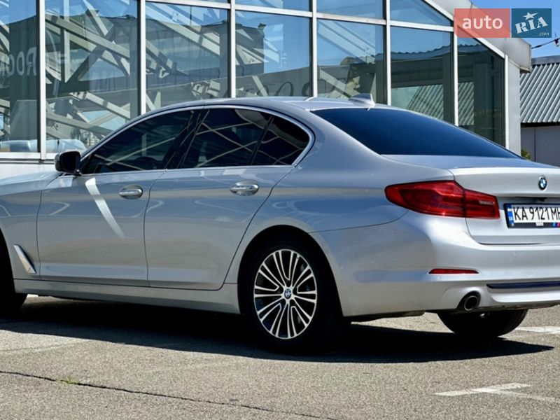Седан BMW 5 Series 2017 в Киеве фото 12 Седан BMW 5 Series 2017 в Киеве