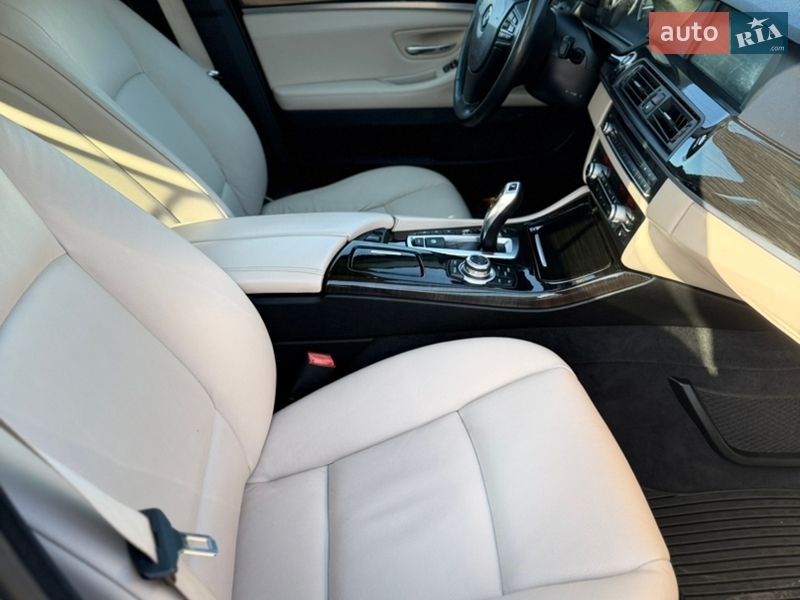 Седан BMW 5 Series 2012 в Киеве