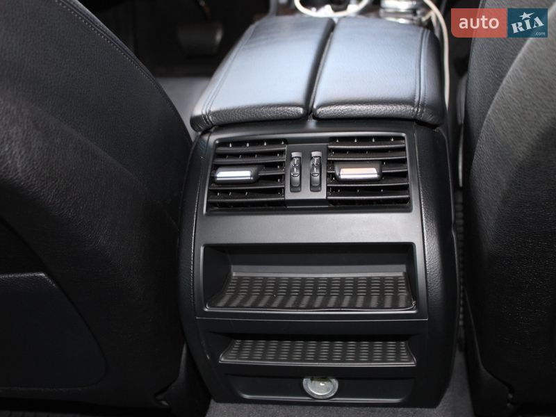 Седан BMW 5 Series 2013 в Киеве