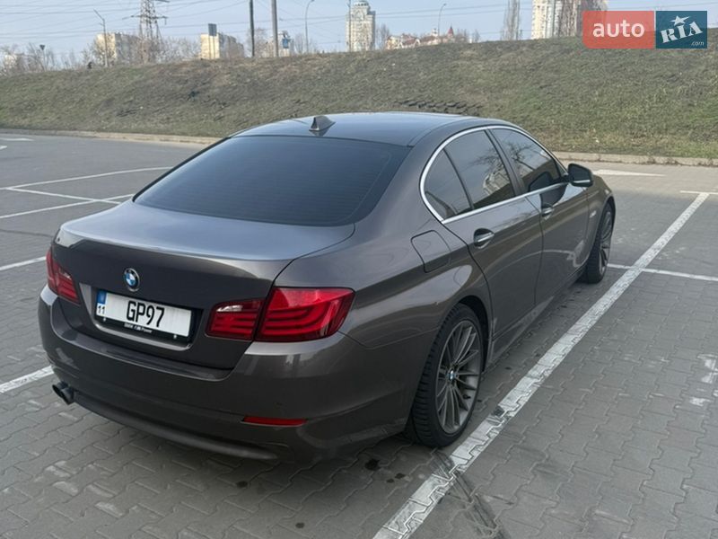 Седан BMW 5 Series 2013 в Києві